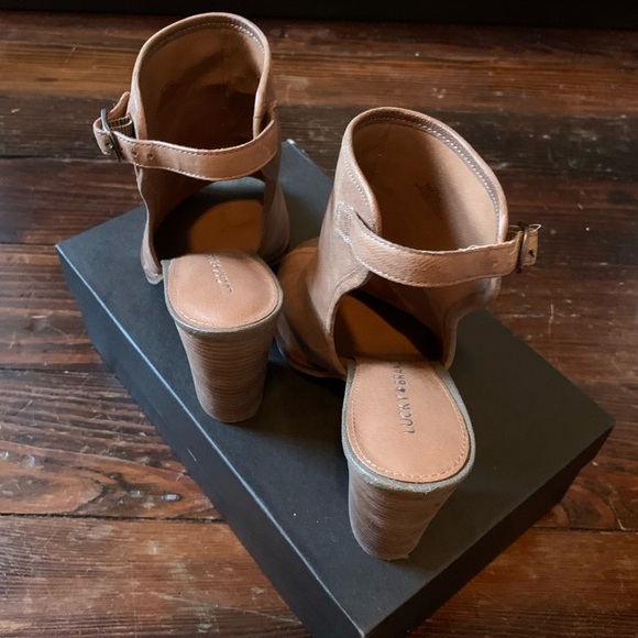 Lucky Brand Size 8 Lisza Open Toe Bootie - Picture 3 of 5